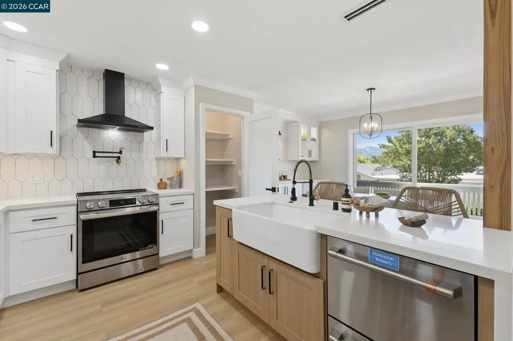 2101 Golden Rain Road Walnut Creek CA 94595