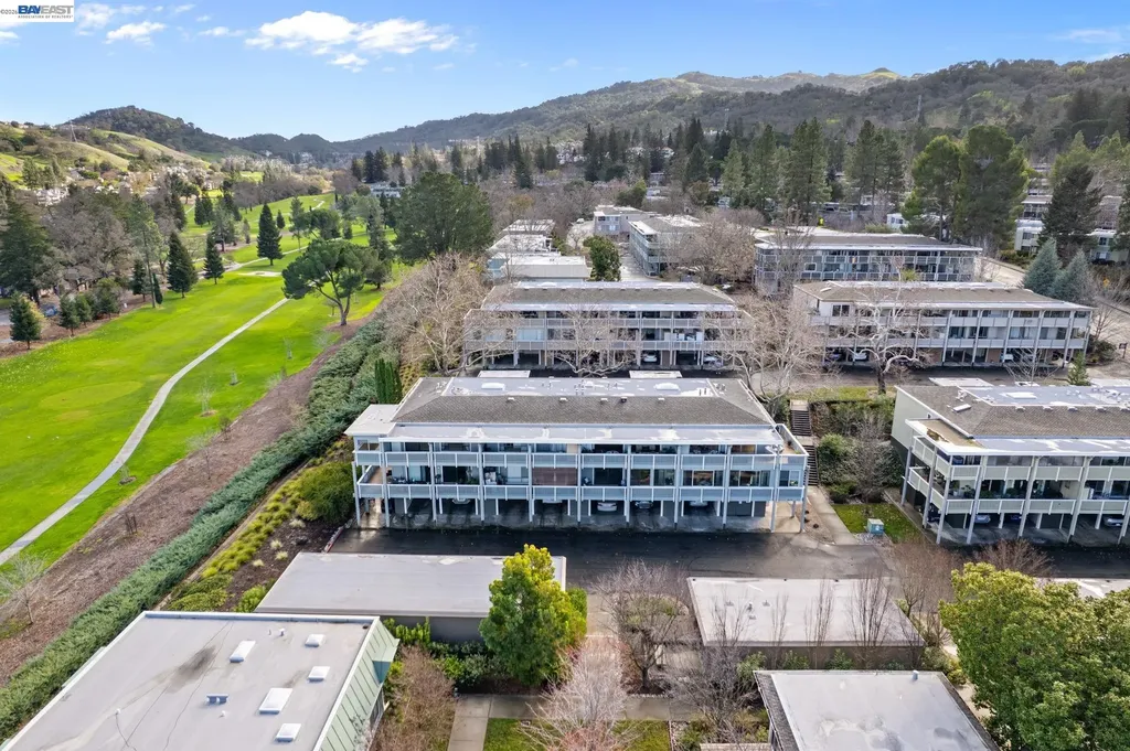 2772 Tice Creek Drive Walnut Creek CA 94595