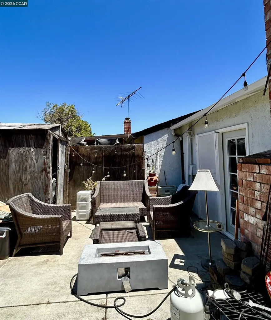 3504 Desanie Circle Bay Point CA 94565