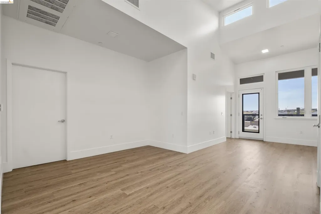 1545 32nd Street Oakland CA 94608
