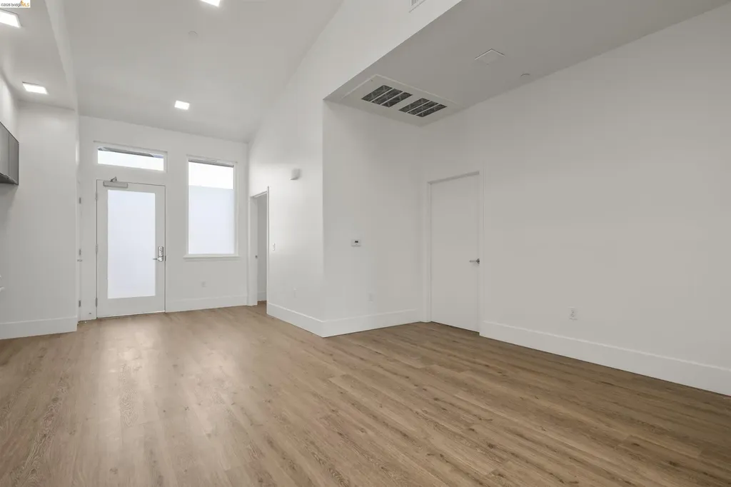1545 32nd Street Oakland CA 94608