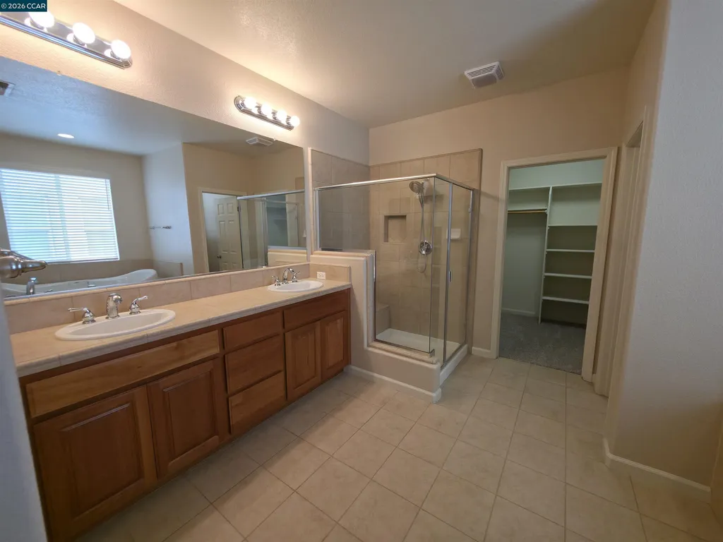 8625 Livingston Way Discovery Bay CA 94505
