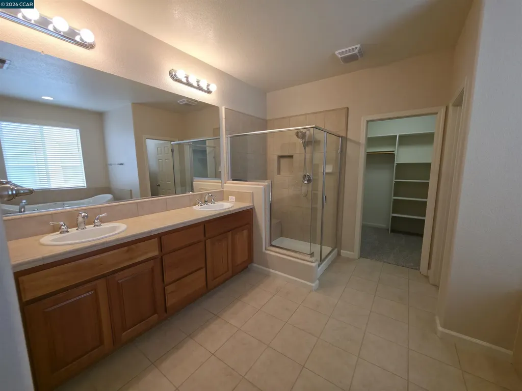 8625 Livingston Way Discovery Bay CA 94505