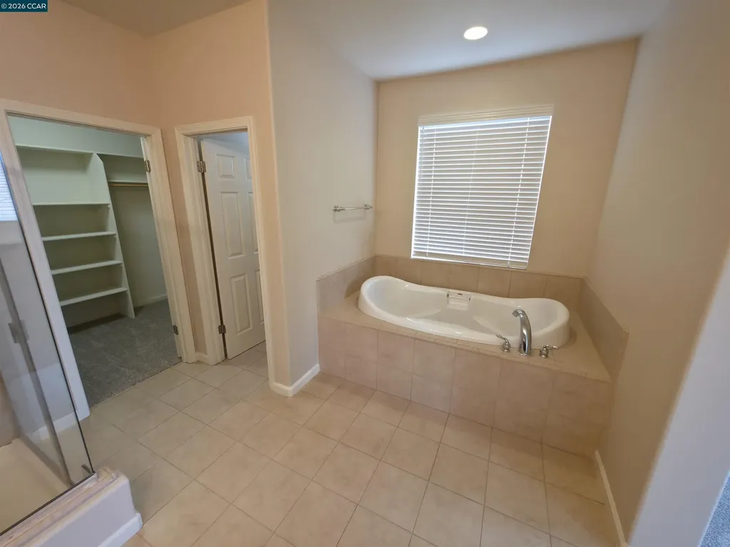 8625 Livingston Way Discovery Bay CA 94505