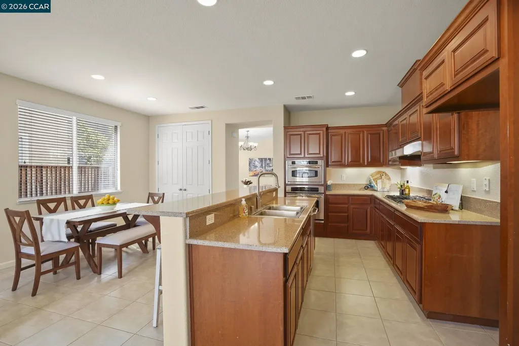 507 Livingston Court Discovery Bay CA 94505