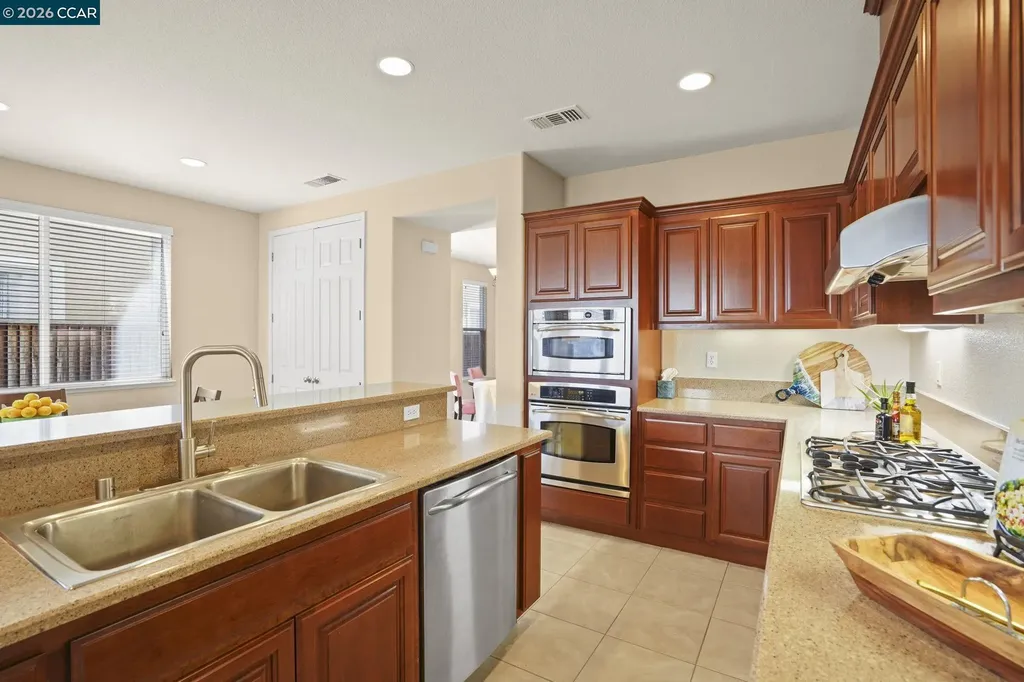 507 Livingston Court Discovery Bay CA 94505