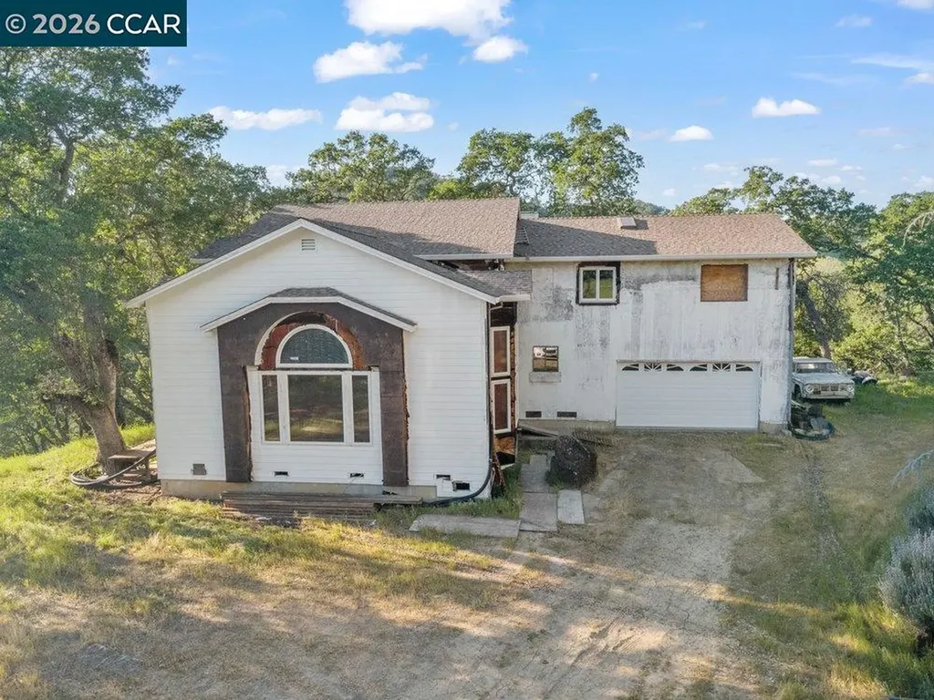 98 Oak Springs Drive Napa CA 94558