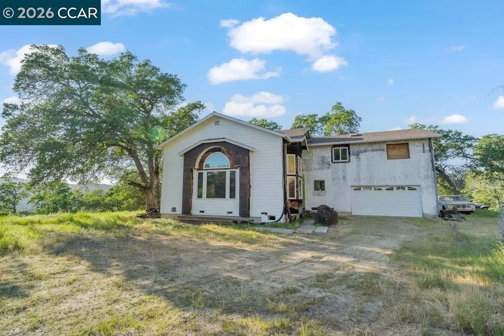 98 Oak Springs Drive Napa CA 94558