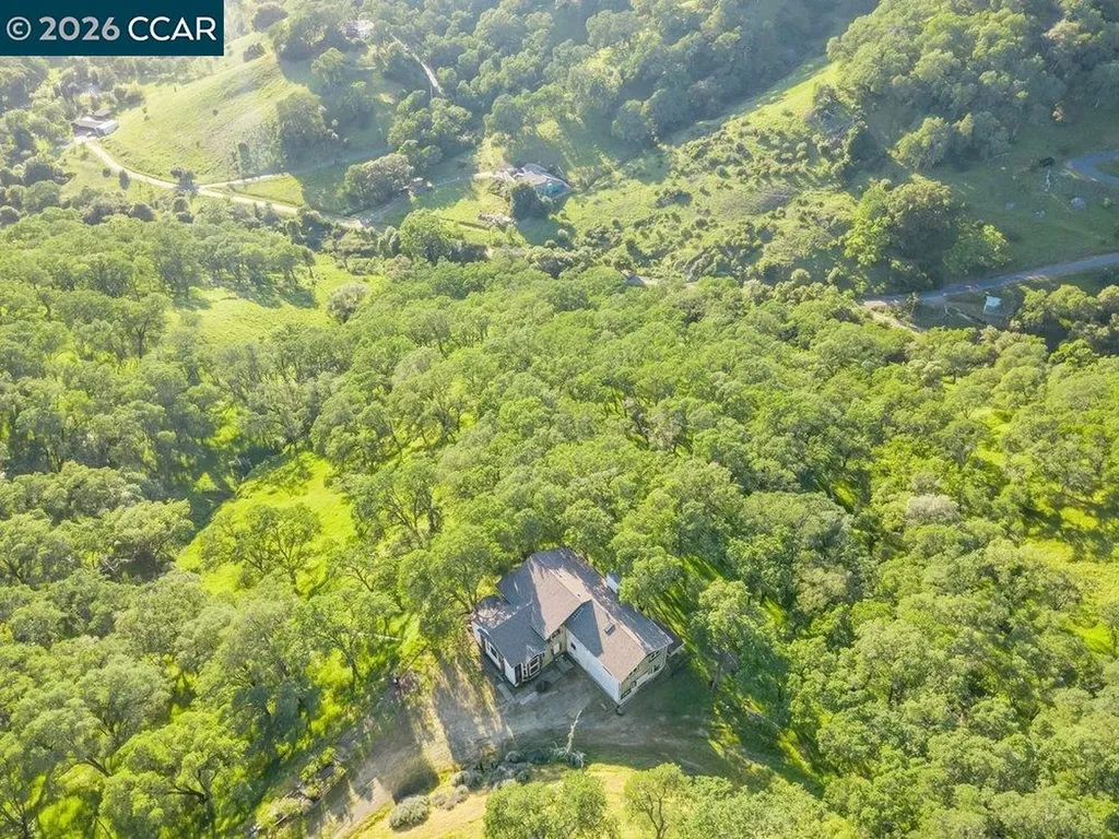 98 Oak Springs Drive Napa CA 94558