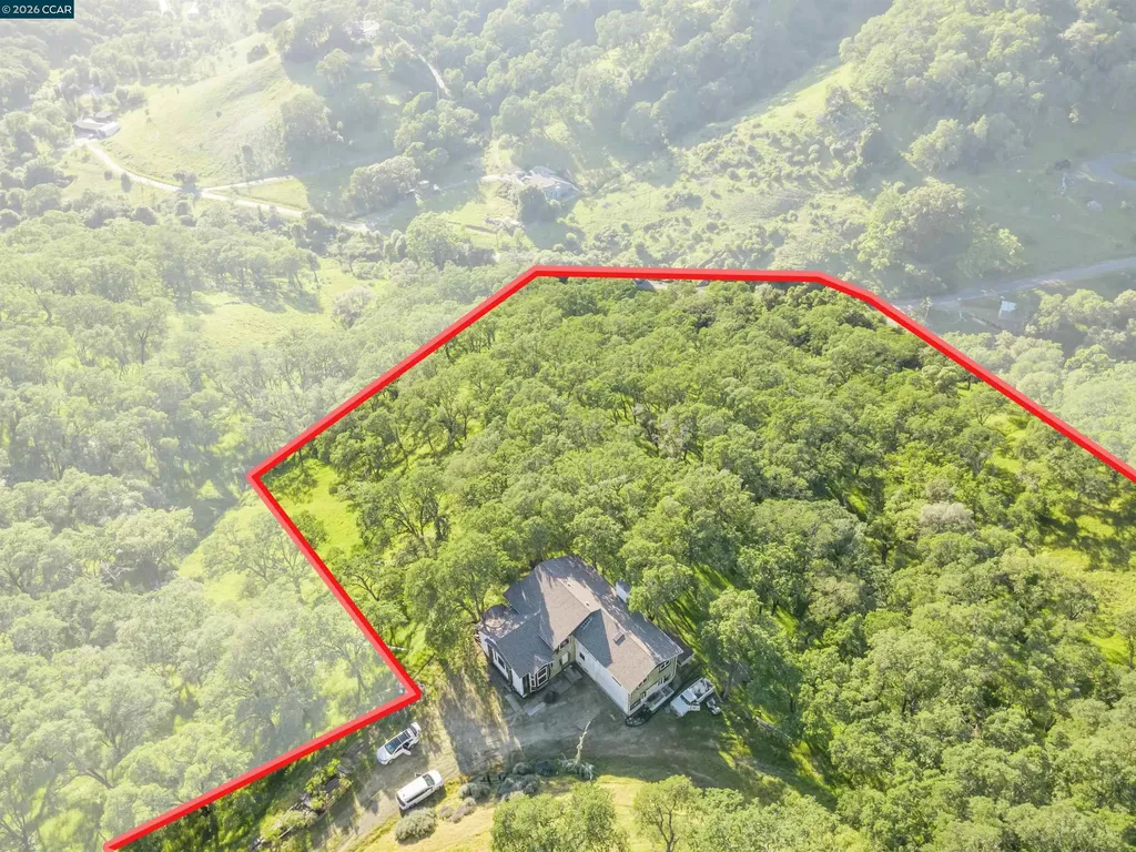 98 Oak Springs Drive Napa CA 94558