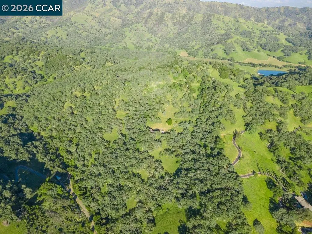 98 Oak Springs Drive Napa CA 94558