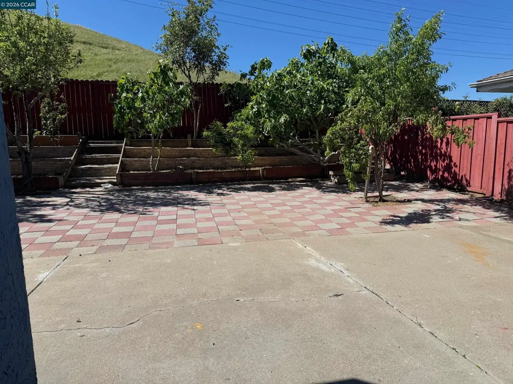 2268 Oak Hills Drive Pittsburg CA 94565