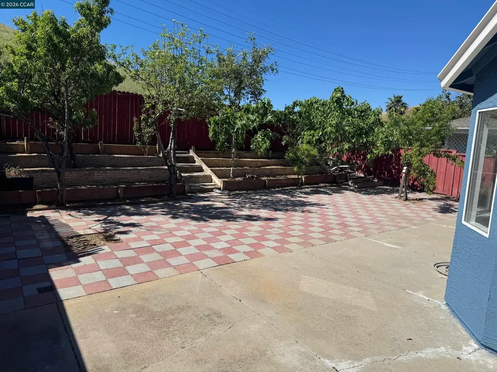2268 Oak Hills Drive Pittsburg CA 94565