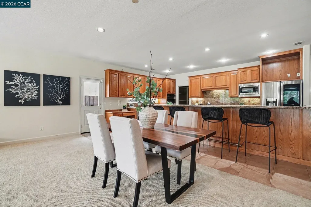 5666 Oakmont Court Discovery Bay CA 94505