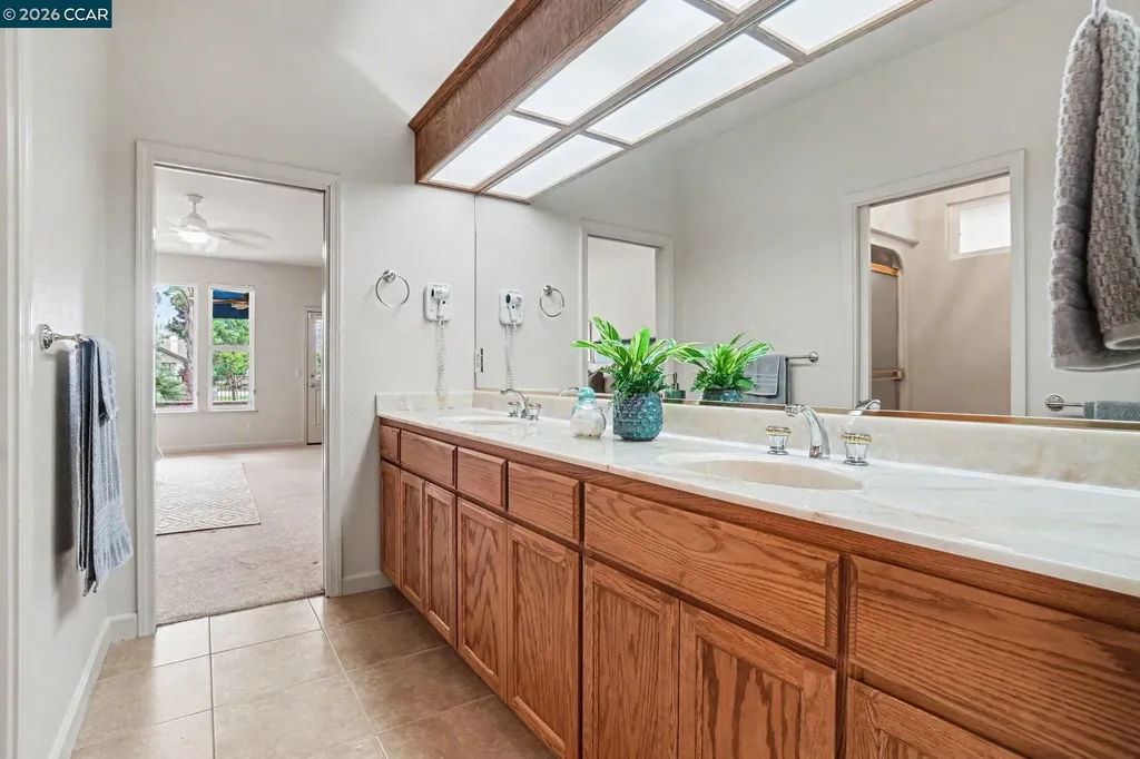 5666 Oakmont Court Discovery Bay CA 94505