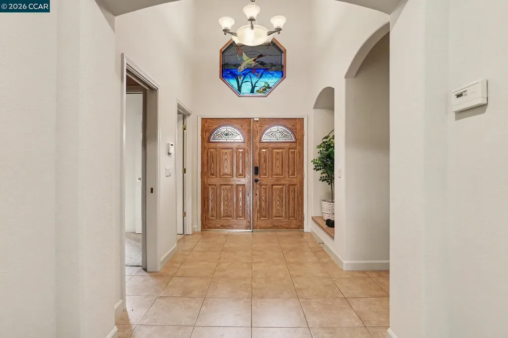 5666 Oakmont Court Discovery Bay CA 94505