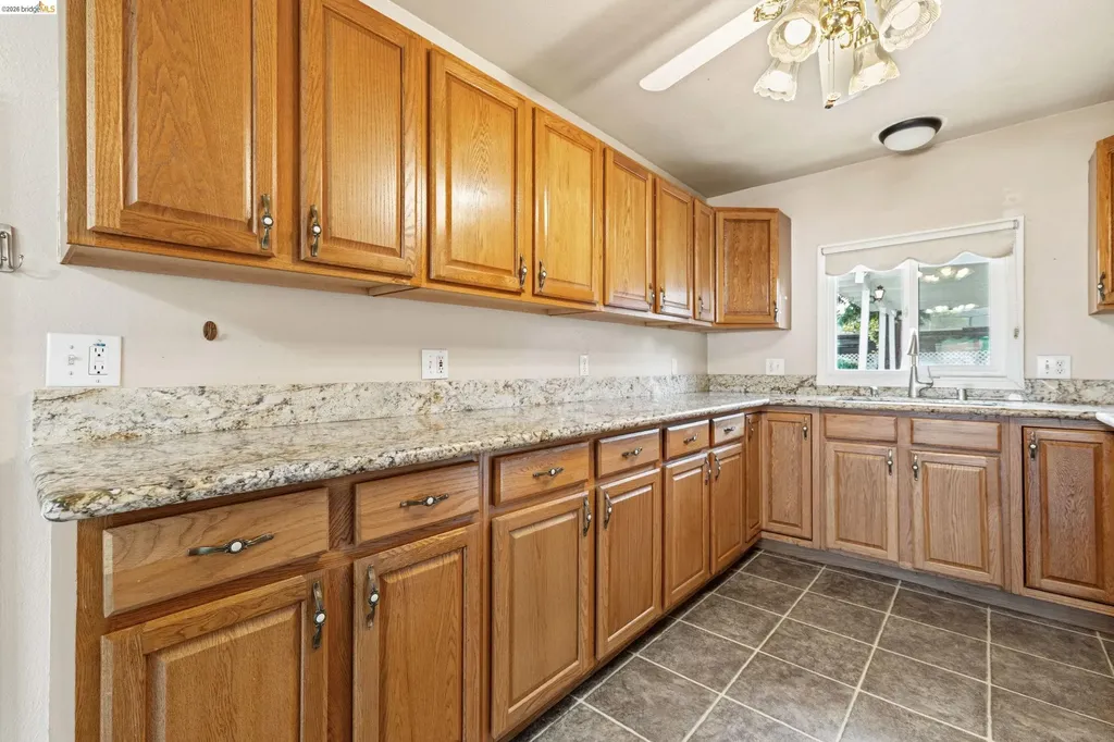 413 Landis Avenue Oakley CA 94561