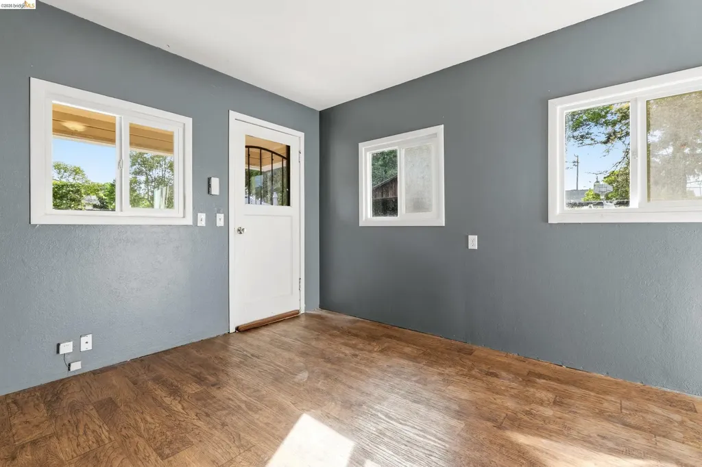 413 Landis Avenue Oakley CA 94561