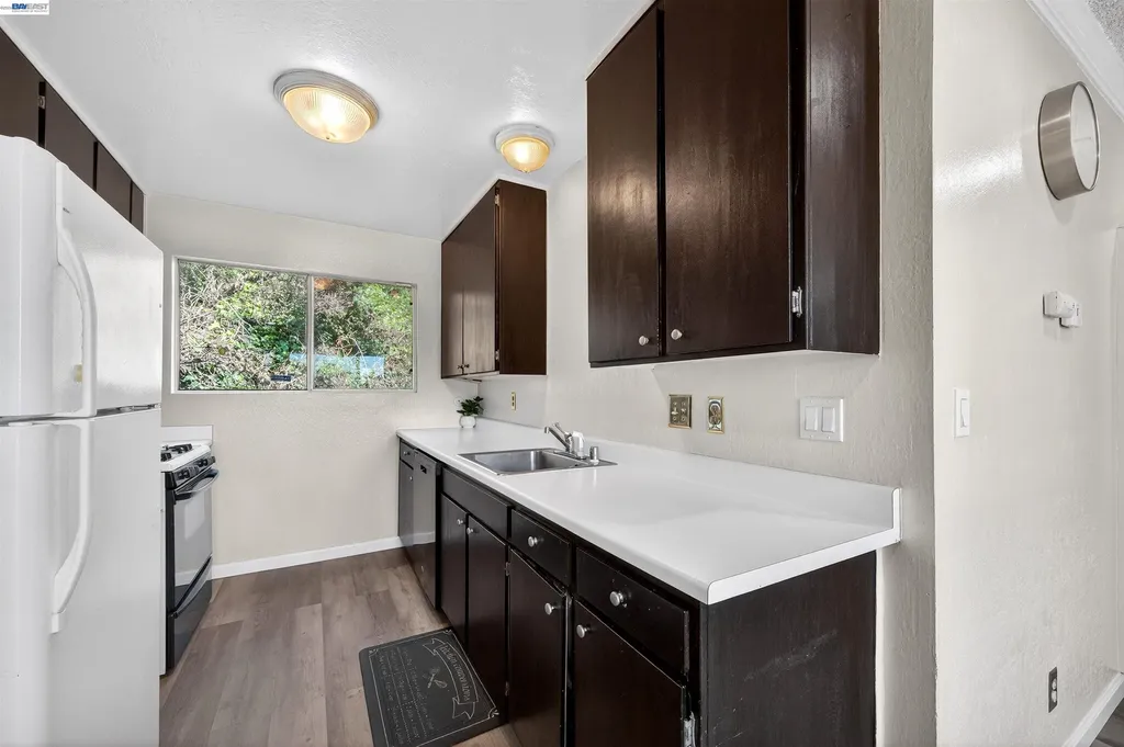 355 Parkview Terrace Vallejo CA 94589