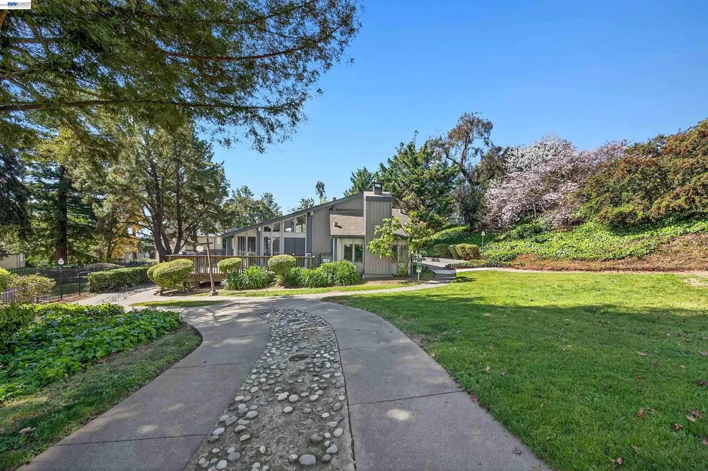 355 Parkview Terrace Vallejo CA 94589