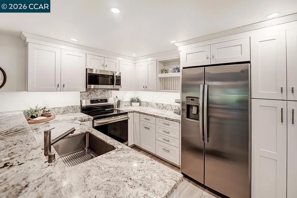 2017 Oakmont Way Walnut Creek CA 94595