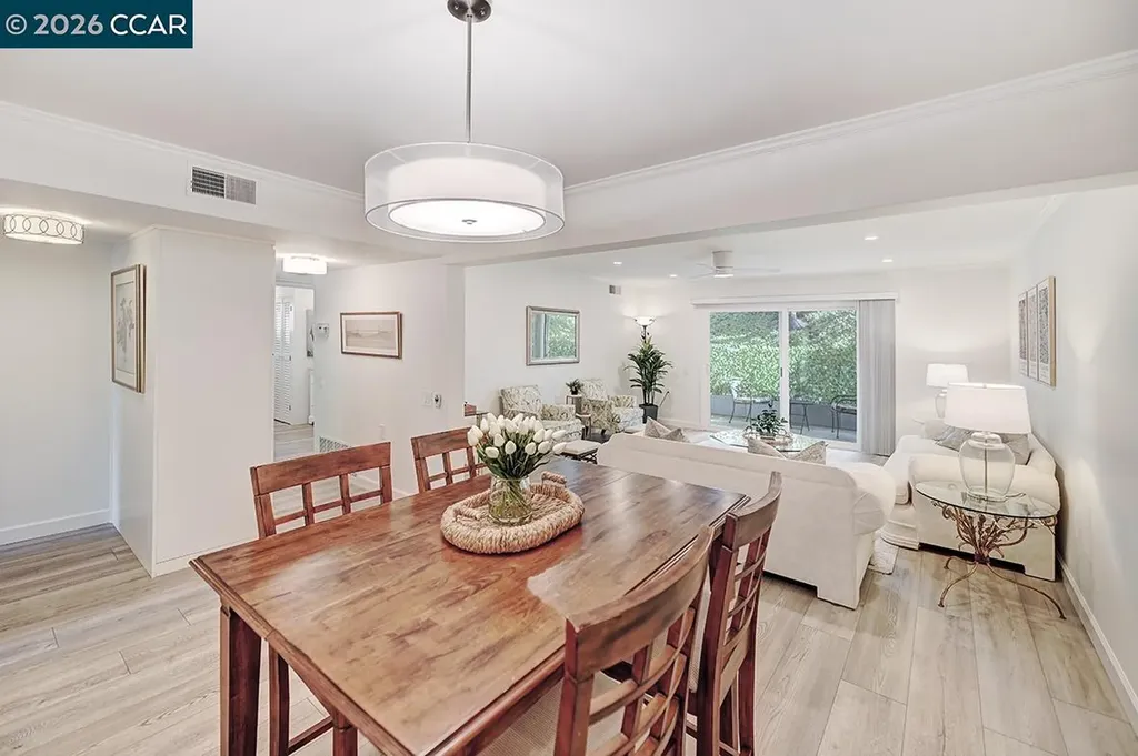 2017 Oakmont Way Walnut Creek CA 94595