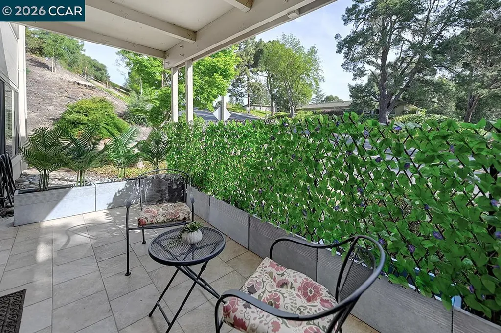 2017 Oakmont Way Walnut Creek CA 94595