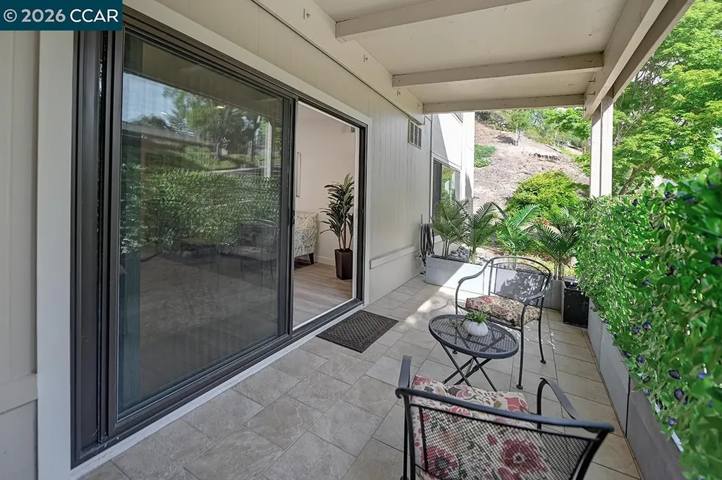 2017 Oakmont Way Walnut Creek CA 94595