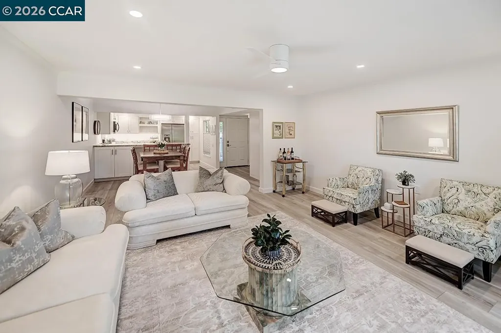 2017 Oakmont Way Walnut Creek CA 94595