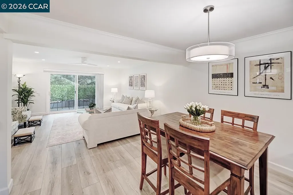 2017 Oakmont Way Walnut Creek CA 94595