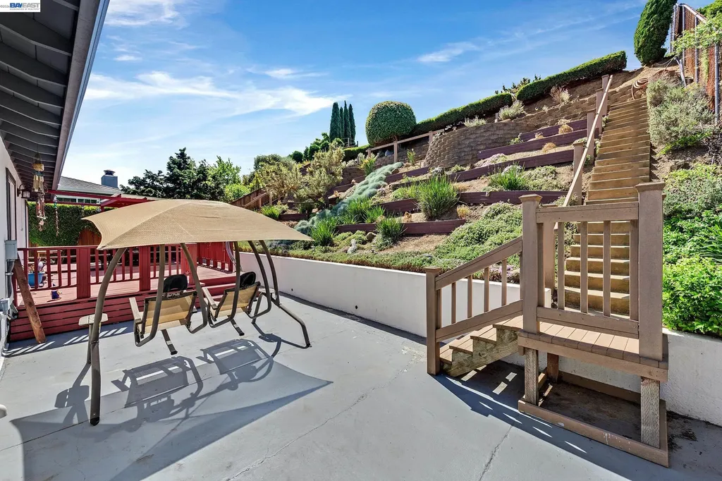 21671 Shady Spring Road Castro Valley CA 94546