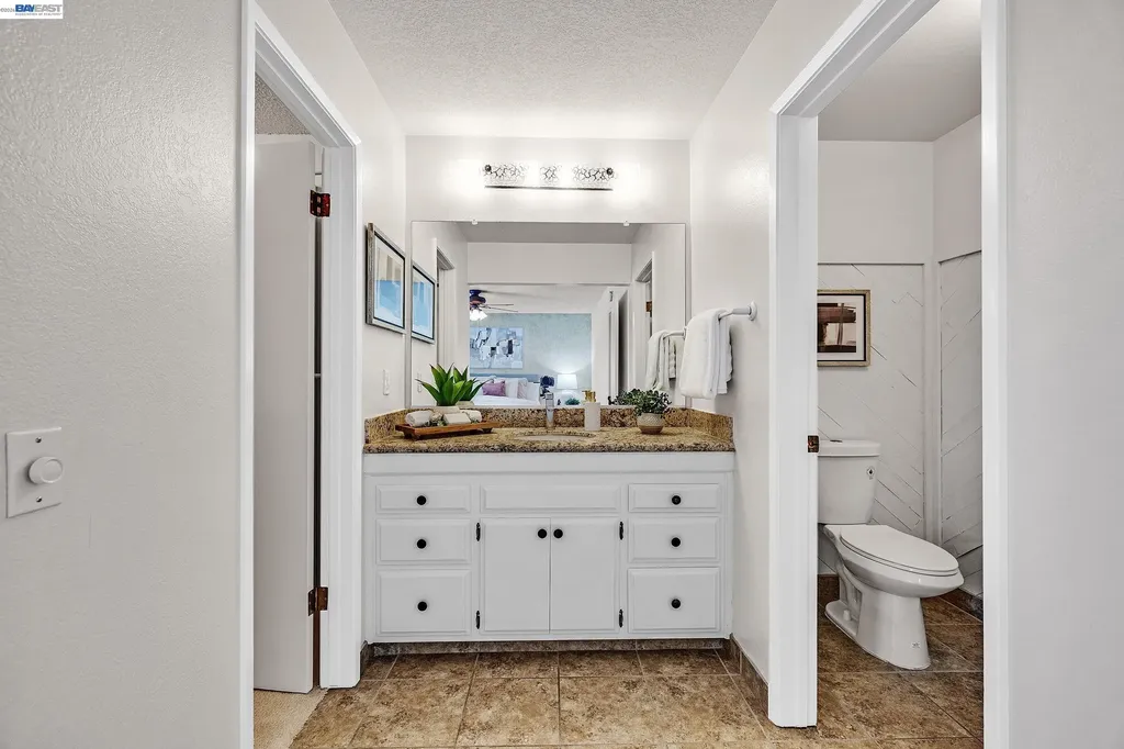 21671 Shady Spring Road Castro Valley CA 94546