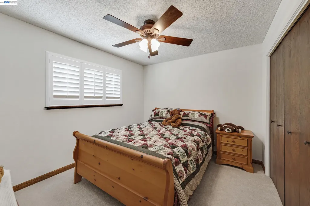 21671 Shady Spring Road Castro Valley CA 94546