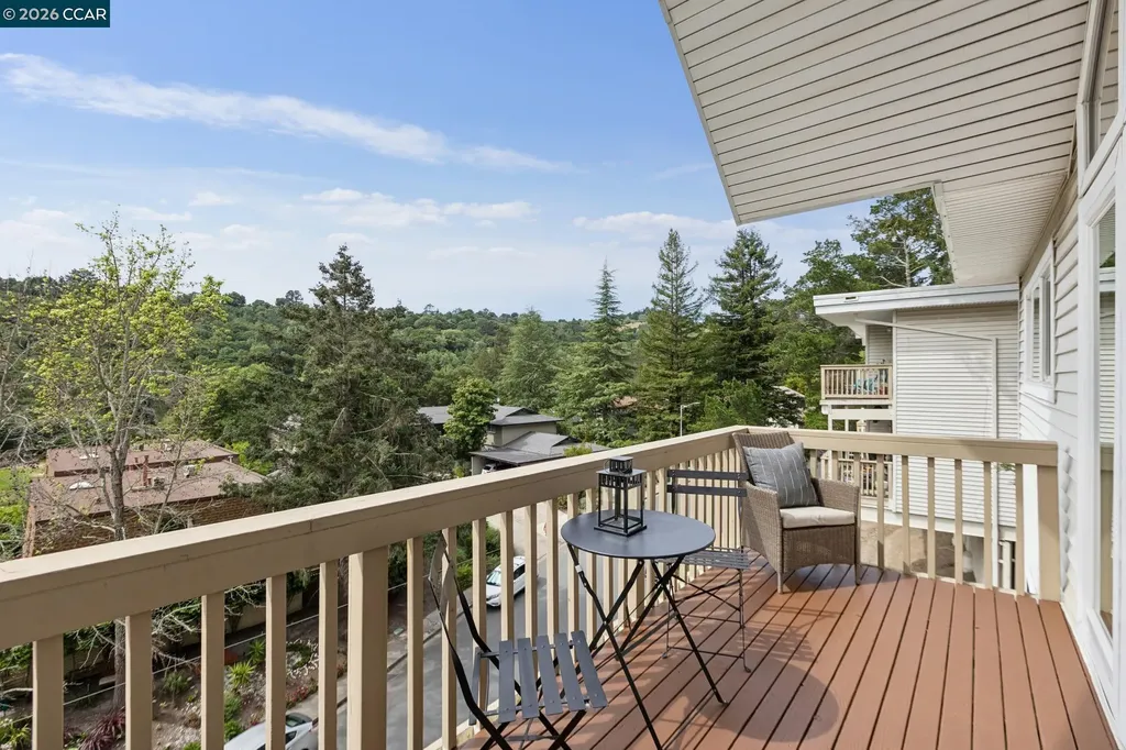 122 Ascot Court Moraga CA 94556