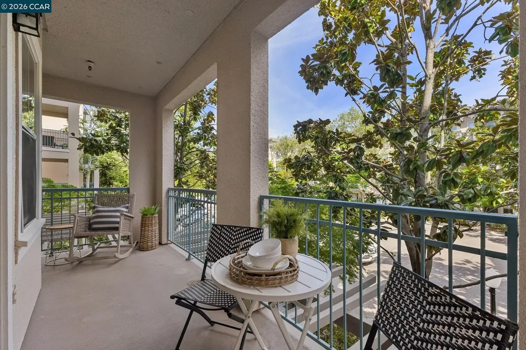 1840 Tice Creek Walnut Creek CA 94595