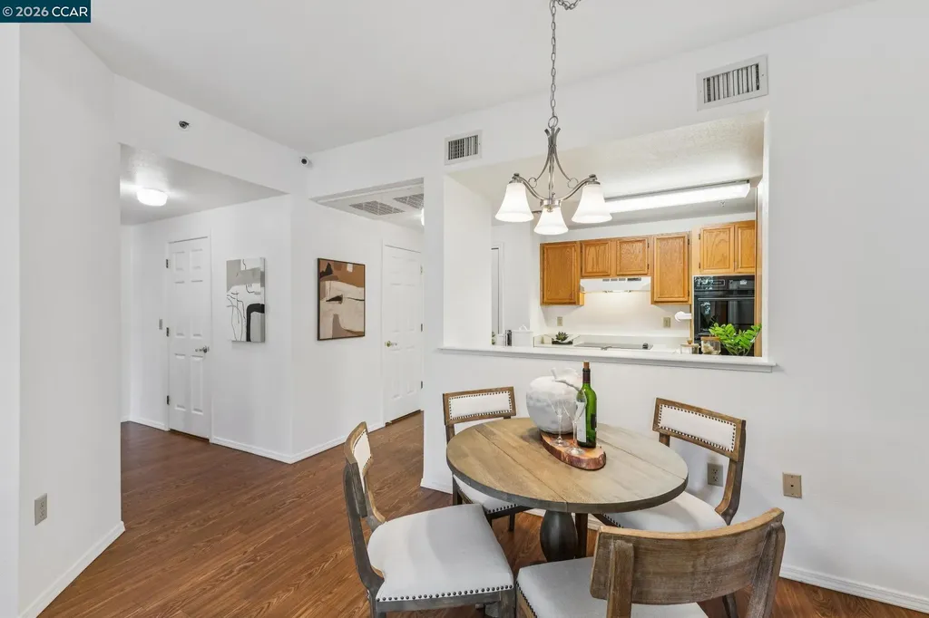 1840 Tice Creek Walnut Creek CA 94595