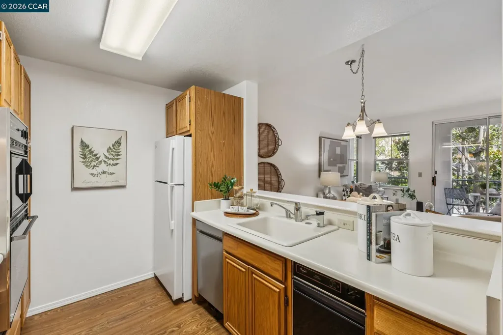 1840 Tice Creek Walnut Creek CA 94595