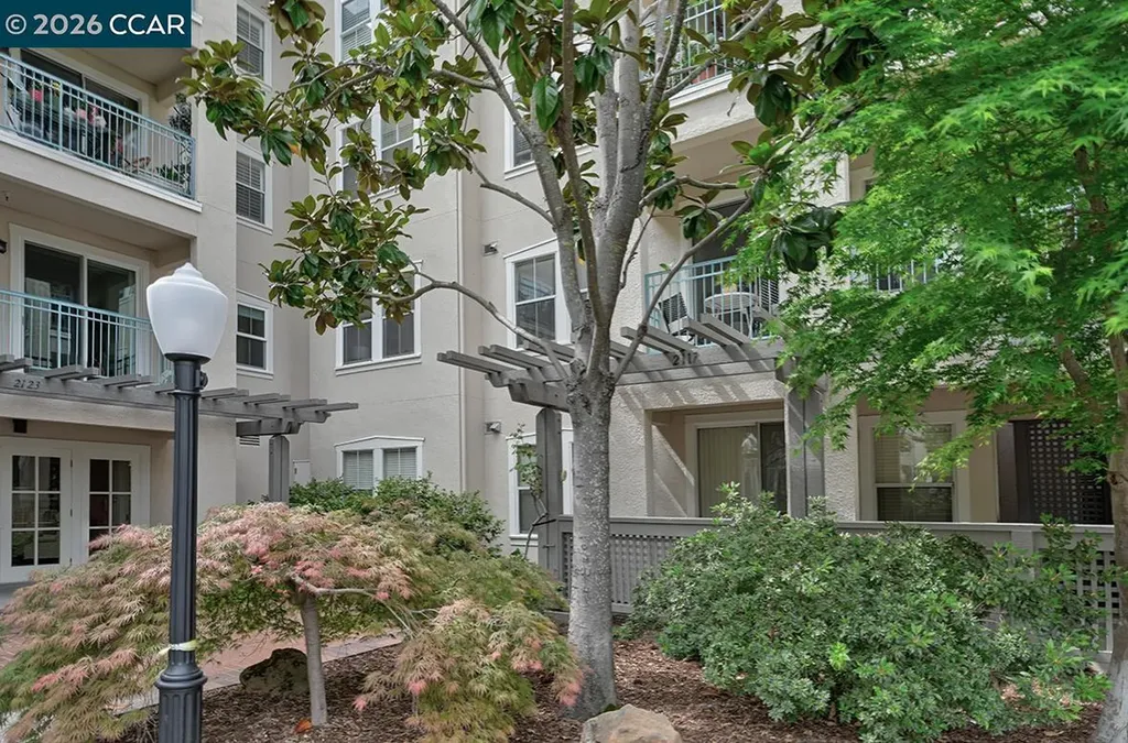 1840 Tice Creek Walnut Creek CA 94595