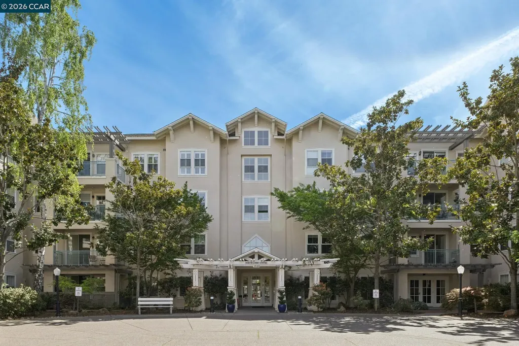 1840 Tice Creek Walnut Creek CA 94595