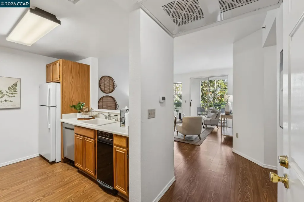 1840 Tice Creek Walnut Creek CA 94595