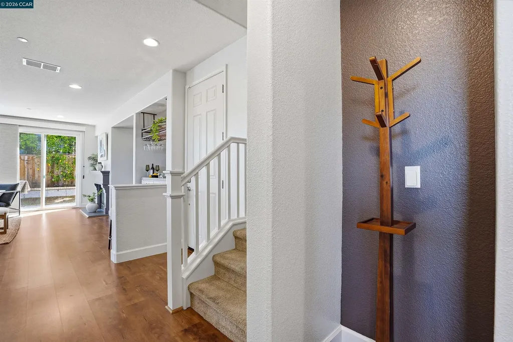527 Falling Star Drive Martinez CA 94553