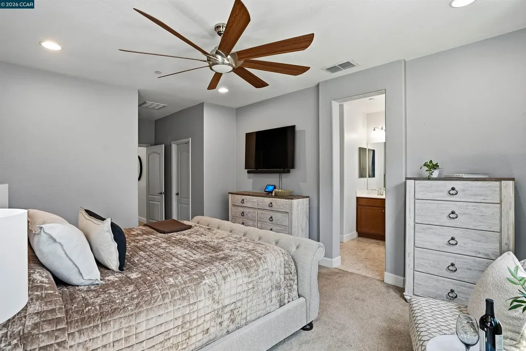 527 Falling Star Drive Martinez CA 94553