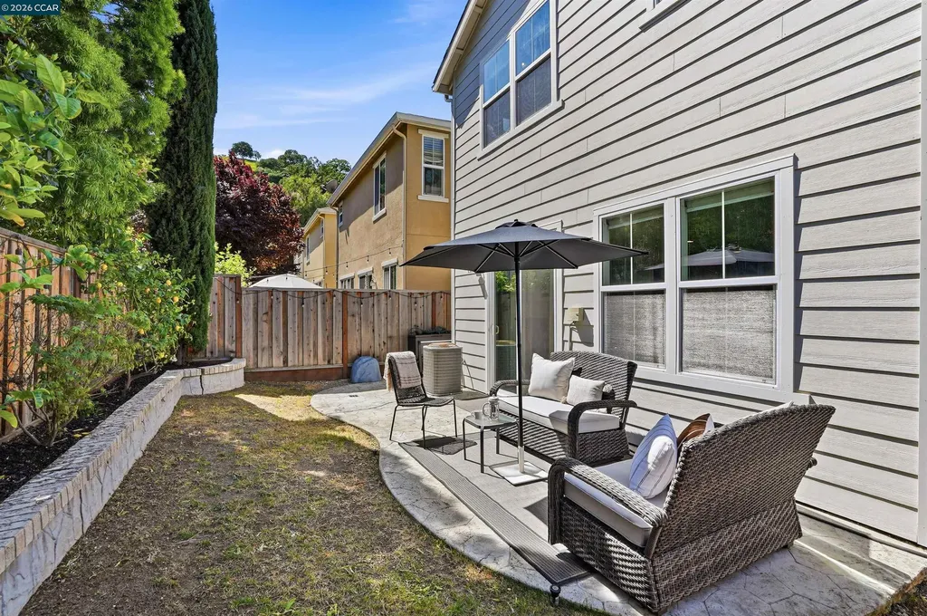 527 Falling Star Drive Martinez CA 94553
