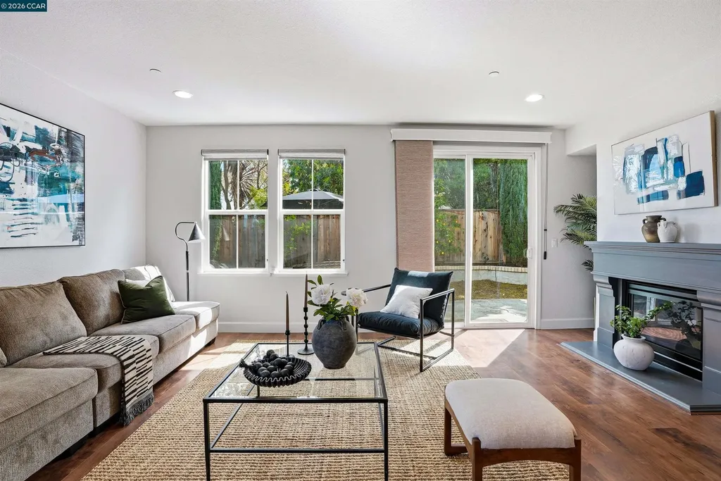 527 Falling Star Drive Martinez CA 94553