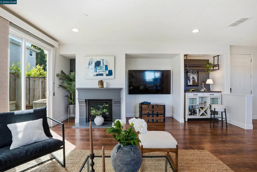 527 Falling Star Drive Martinez CA 94553