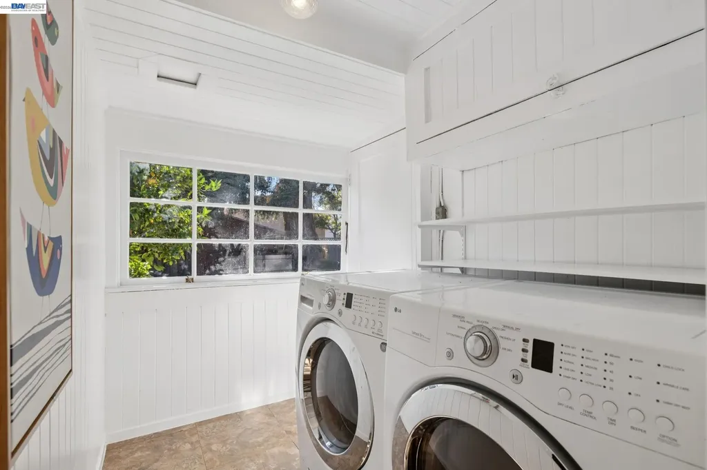 3246 Garfield Avenue Alameda CA 94501