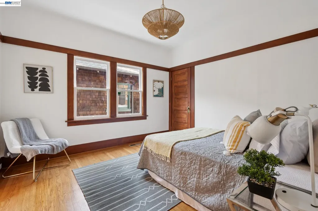 3246 Garfield Avenue Alameda CA 94501