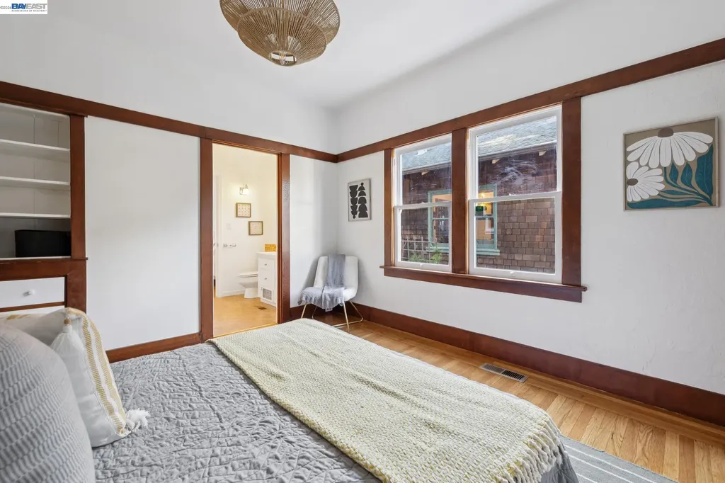 3246 Garfield Avenue Alameda CA 94501