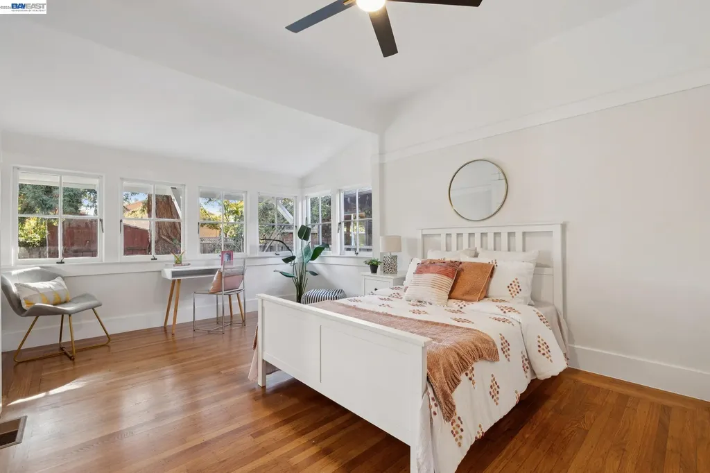 3246 Garfield Avenue Alameda CA 94501