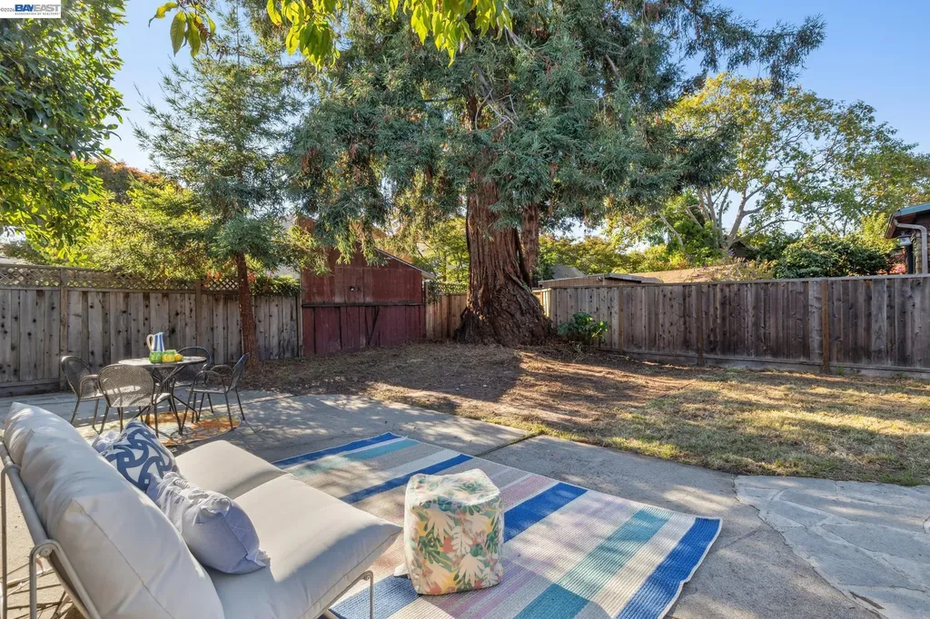 3246 Garfield Avenue Alameda CA 94501